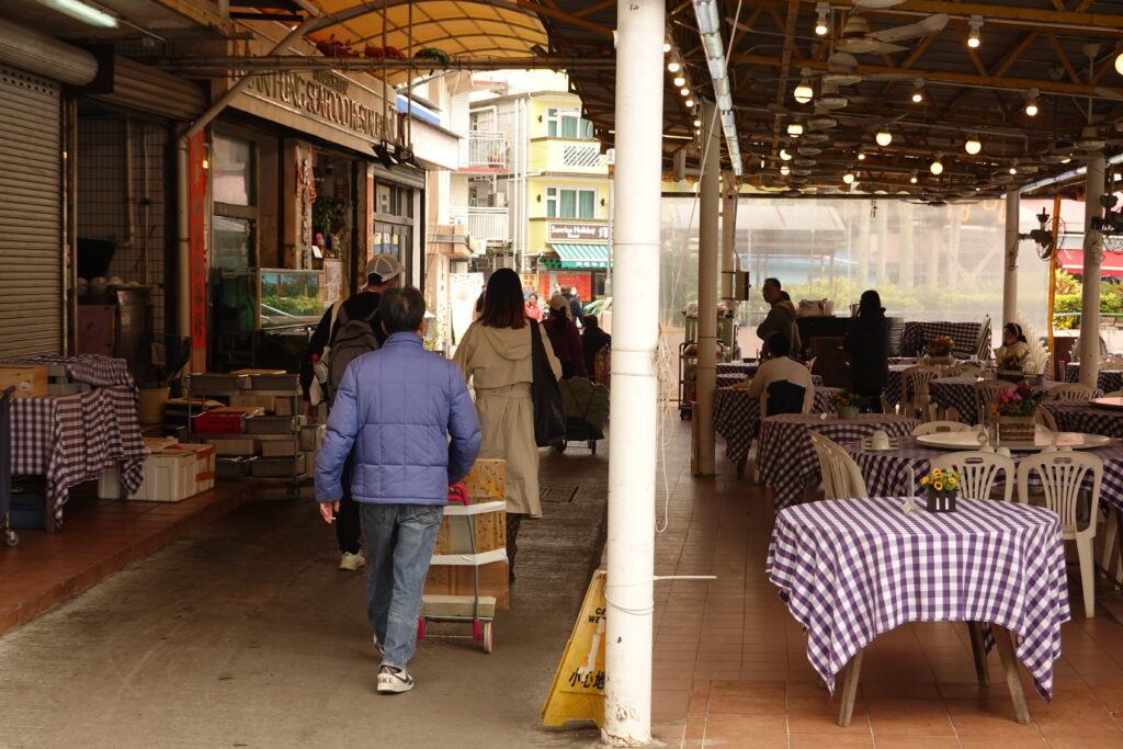 私ミシェリーが撮影した榕樹湾（Yung Shue Wan）側の海鮮レストランその１