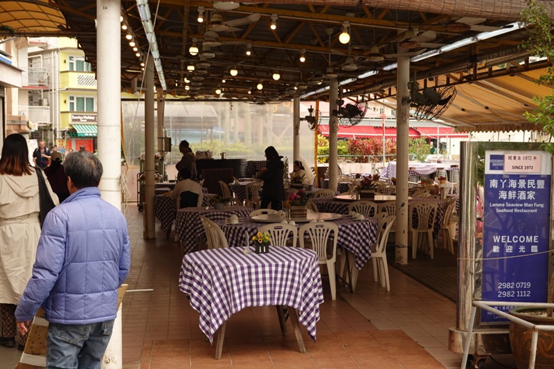私ミシェリーが撮影した榕樹湾（Yung Shue Wan）側の海鮮レストランその１