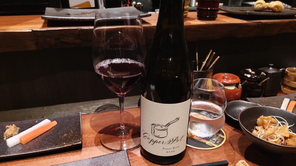 出典私ミシェリー@HKGlossy.comによる撮影. 香港酉玉の赤ワイン THORNE & DAUGHTERS - Copper Pot Pinot Noir 2022