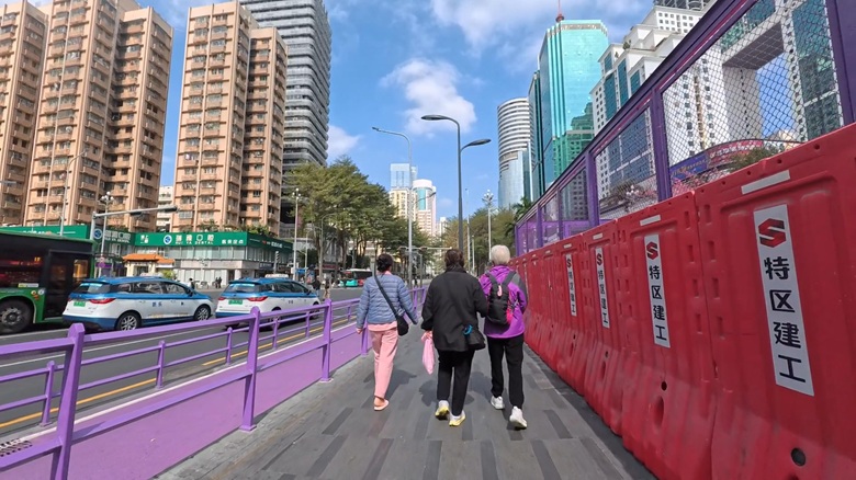 出典私ミシェリー@HKGlossy.comによる撮影. 中国深センは都市開発のスピードが速い