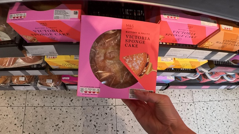 出典私ミシェリー@HKGlossy.comによる撮影. Marks & Spencer (M&S) マークスアンドスペンサーのビクトリアケーキ